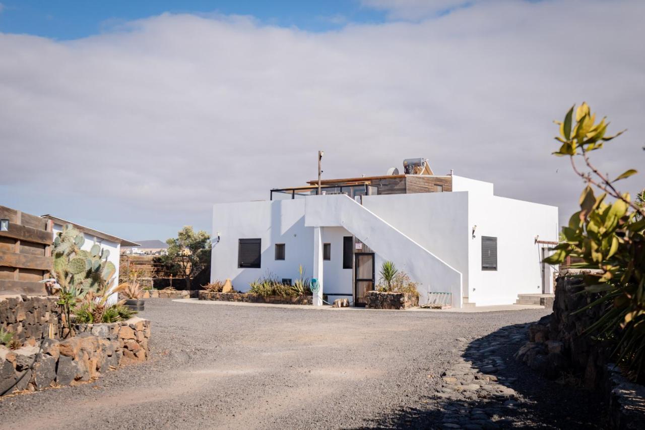 Creative Harbour Fuerteventura Ostello Lajares Esterno foto